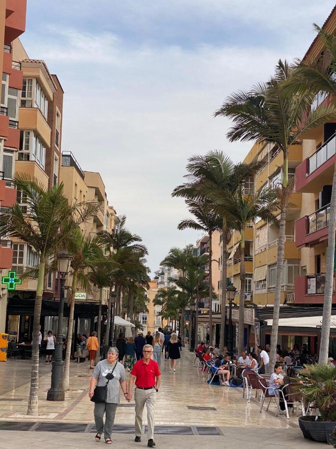 Apartamento Agata 510 Excelente Con Vista Al Mar!!! Benalmadena Bagian luar foto